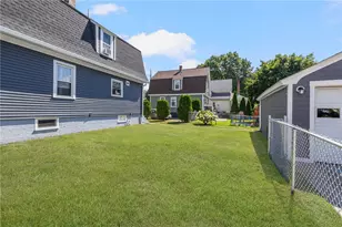 138 Burgess Ave, East Providence, RI 02914 - Photo 36