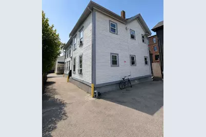 17 Cromwell Street, Providence, RI 02907 - Photo 14