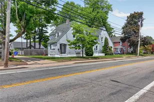 520 Providence St, West Warwick, RI 02893 - Photo 6