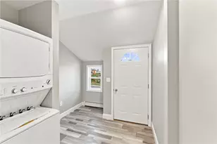 20 Grace Ave, Warwick, RI 02889 - Photo 4