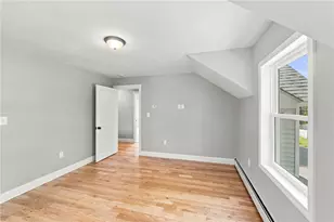 20 Grace Ave, Warwick, RI 02889 - Photo 10