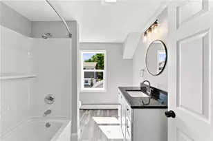 20 Grace Ave, Warwick, RI 02889 - Photo 12