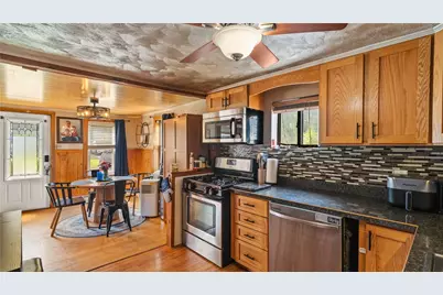 62 Milton Road, Warwick, RI 02888 - Photo 10