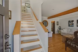 45 Holland St, Newport, RI 02840 - Photo 2