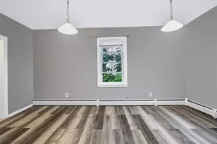 216 Maplewood Ave, Cranston, RI 02920 - Photo 20