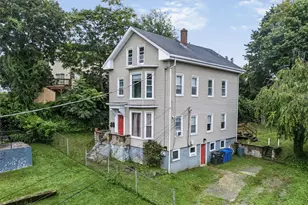 216 Maplewood Ave, Cranston, RI 02920 - Photo 4