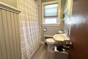 51 Westminster St, Westerly, RI 02891 - Photo 22