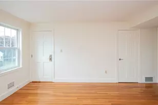 184 N Fenner Rd, Middletown, RI 02842 - Photo 8
