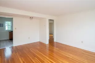 184 N Fenner Rd, Middletown, RI 02842 - Photo 4