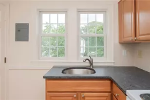 184 N Fenner Rd, Middletown, RI 02842 - Photo 12