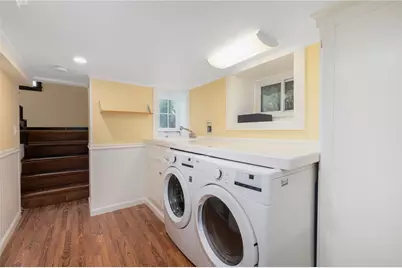 272 Boulevard, Middletown, RI 02842 - Photo 28