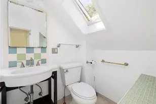 272 Boulevard, Middletown, RI 02842 - Photo 18