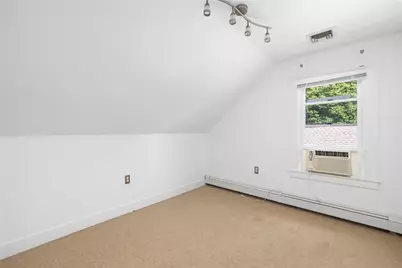 272 Boulevard, Middletown, RI 02842 - Photo 22