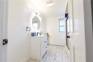 216 Wendell St, Providence, RI 02909 - Photo 14