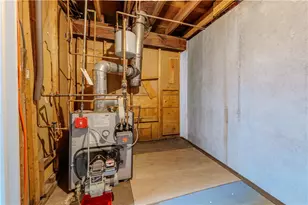 216 Wendell St, Providence, RI 02909 - Photo 24