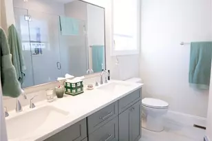 153 Revolution Wy, Middletown, RI 02840 - Photo 16