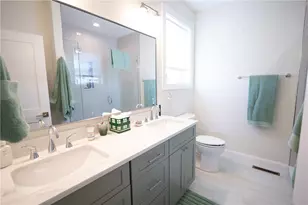 153 Revolution Wy, Middletown, RI 02840 - Photo 10