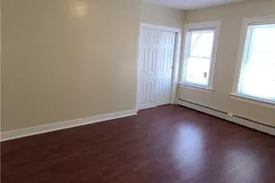 276 Vermont Ave, Providence, RI 02905 - Photo 4