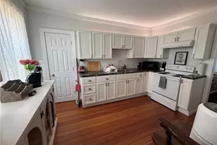 1383 Main St, West Warwick, RI 02893 - Photo 8
