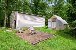 210 Keach Pond Dr, Glocester, RI 02814 - Photo 30