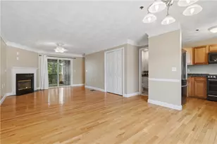 720 Putnam Pike, Smithfield, RI 02828 - Photo 20