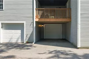 720 Putnam Pike, Smithfield, RI 02828 - Photo 34