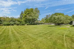 37 Nelson Rd, Cranston, RI 02921 - Photo 42
