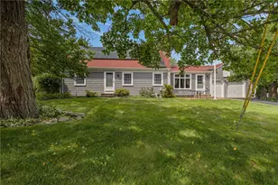 37 Nelson Rd, Cranston, RI 02921 - Photo 2
