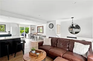 30 Lock Ln, Portsmouth, RI 02871 - Photo 4