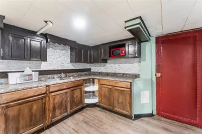 176 Burgess Avenue, East Providence, RI 02914 - Photo 20