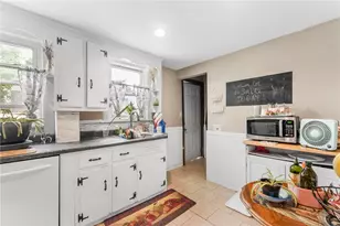 176 Burgess Ave, East Providence, RI 02914 - Photo 6