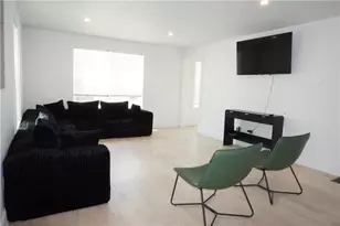 1232 Narragansett Blvd, Cranston, RI 02905 - Photo 12