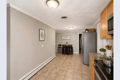 31 Foster Street, Pawtucket, RI 02861 - Photo 2