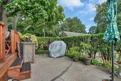 29 E Andrew Comstock Road, Warwick, RI 02886 - Photo 30