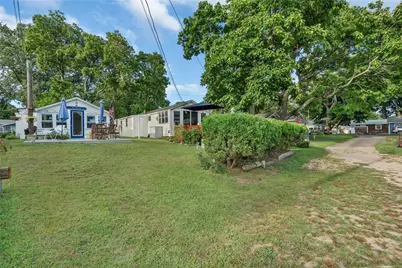 29 E Andrew Comstock Road, Warwick, RI 02886 - Photo 34