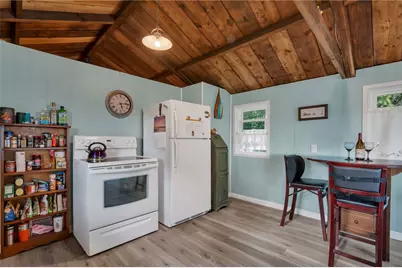 29 E Andrew Comstock Road, Warwick, RI 02886 - Photo 8
