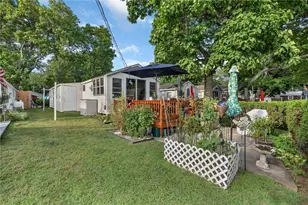 29 E Andrew Comstock Rd, Warwick, RI 02886 - Photo 46