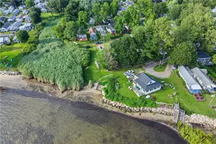 29 E Andrew Comstock Rd, Warwick, RI 02886 - Photo 42