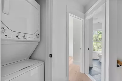 43 Rhode Island Avenue, Newport, RI 02840 - Photo 16
