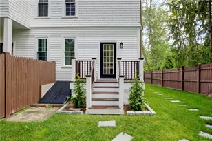 43 Rhode Island Ave, Newport, RI 02840 - Photo 28