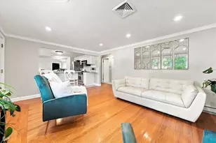 14 Woodhill Dr, Cranston, RI 02920 - Photo 8