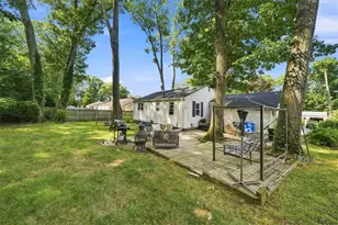 14 Woodhill Dr, Cranston, RI 02920 - Photo 42