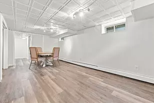 14 Woodhill Dr, Cranston, RI 02920 - Photo 22