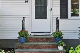 14 Woodhill Dr, Cranston, RI 02920 - Photo 38