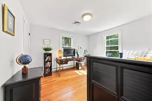 14 Woodhill Dr, Cranston, RI 02920 - Photo 18