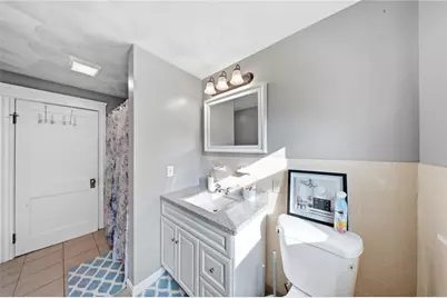 42 Riverview Avenue, Pawtucket, RI 02860 - Photo 12