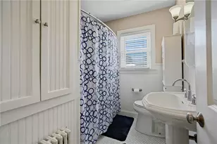 7 Thurston Ave, Portsmouth, RI 02871 - Photo 26