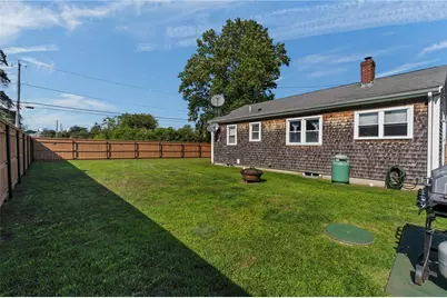 7 Thurston Avenue, Portsmouth, RI 02871 - Photo 34