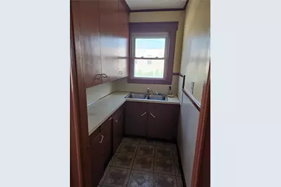 100 South Blossom Street #A, East Providence, RI 02914 - Photo 8