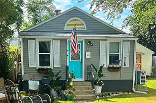 147 Aborn Ave, Warwick, RI 02888 - Photo 1